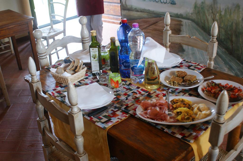 Agriturismo L'Isola Crespina Zimmer foto