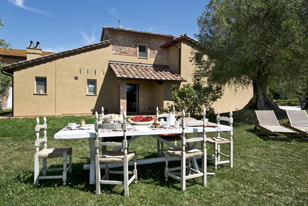 Agriturismo L'Isola Crespina Exterior foto